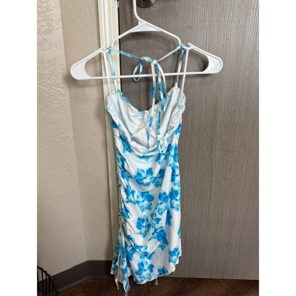 Mini dress - Picture 2 of 3